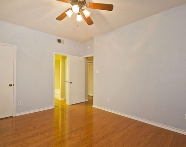 8200 Neely Dr - Photo Thumbnail 8