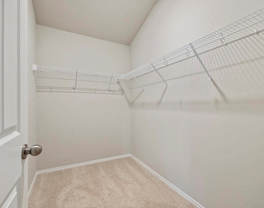 3209 Ridge Pl - Photo Thumbnail 16