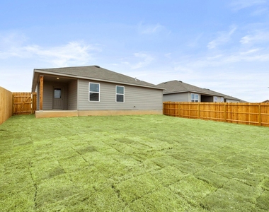 3209 Ridge Pl - Photo Thumbnail 21