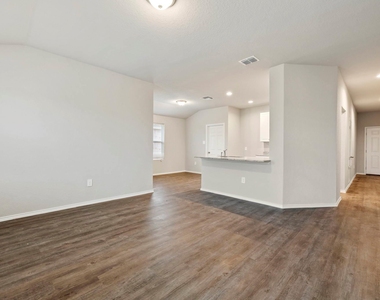 3209 Ridge Pl - Photo Thumbnail 10