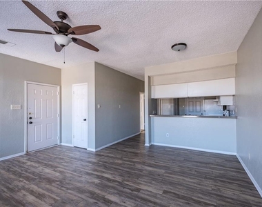 5305 Indio Cv - Photo Thumbnail 8