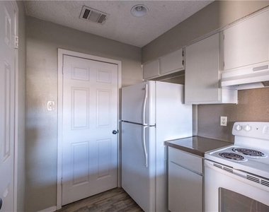 5305 Indio Cv - Photo Thumbnail 4