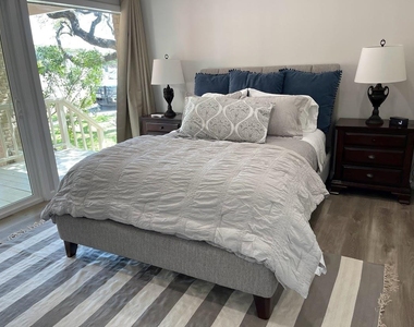 539 Venture Blvd S - Photo Thumbnail 9