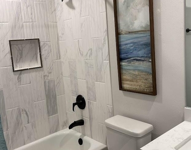 539 Venture Blvd S - Photo Thumbnail 14