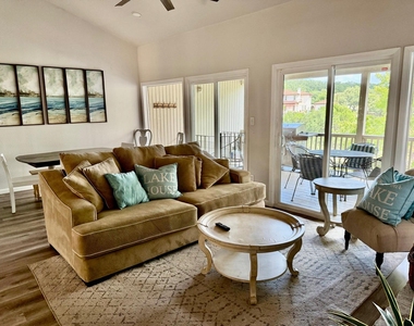 539 Venture Blvd S - Photo Thumbnail 2
