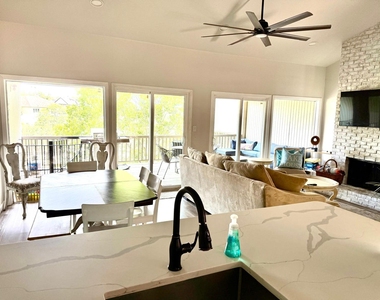 539 Venture Blvd S - Photo Thumbnail 6