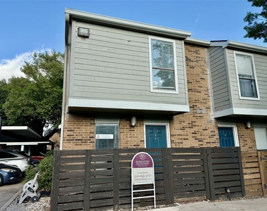 2018 W Rundberg Ln - Photo Thumbnail 1