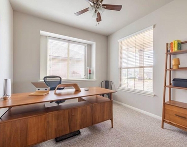 106 Alford St - Photo Thumbnail 7