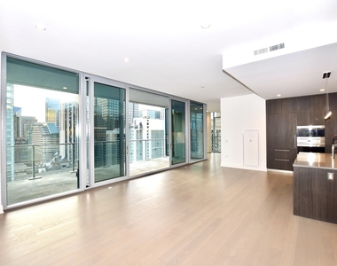 60 E Randolph Street - Photo Thumbnail 5
