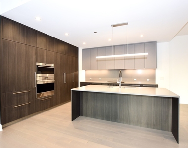 60 E Randolph Street - Photo Thumbnail 8