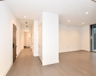 60 E Randolph Street - Photo Thumbnail 22
