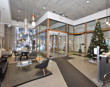 60 E Randolph Street - Photo Thumbnail 1
