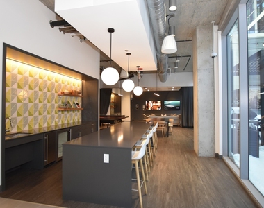 60 E Randolph Street - Photo Thumbnail 44