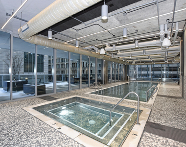 60 E Randolph Street - Photo Thumbnail 40