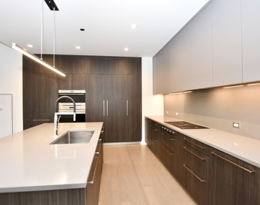 60 E Randolph Street - Photo Thumbnail 10