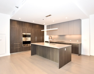 60 E Randolph Street - Photo Thumbnail 7