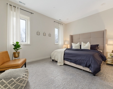790 E Irving Park Road - Photo Thumbnail 13