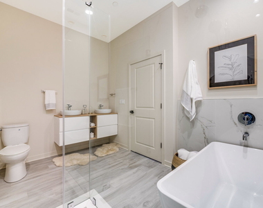 790 E Irving Park Road - Photo Thumbnail 16