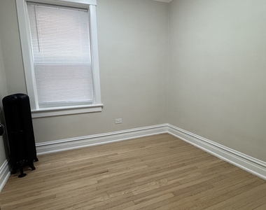 1807 S 49th Court - Photo Thumbnail 5