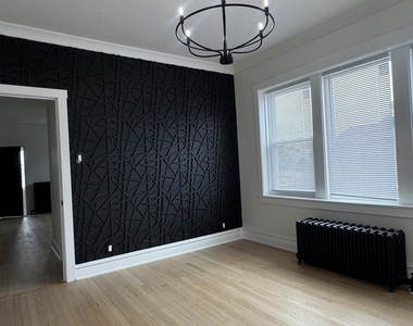1807 S 49th Court - Photo Thumbnail 8