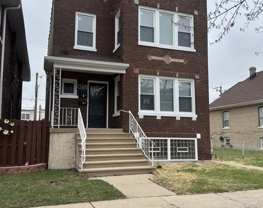 1807 S 49th Court - Photo Thumbnail 1