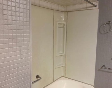10214 S State Street - Photo Thumbnail 5