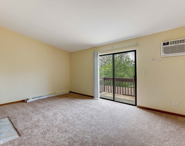 439 Berkshire Drive - Photo Thumbnail 7