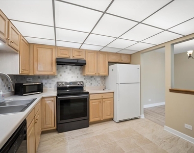 475 Plum Creek Drive - Photo Thumbnail 3