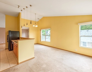 4909 Spencer Avenue - Photo Thumbnail 8