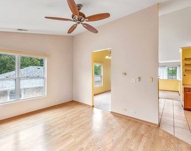 4909 Spencer Avenue - Photo Thumbnail 10