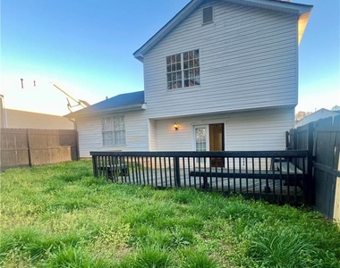 8973 Jimmy Lee Circle - Photo Thumbnail 12