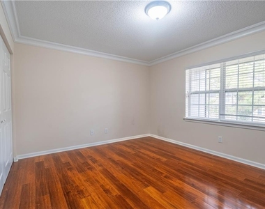 295 Winding River Road - Photo Thumbnail 10