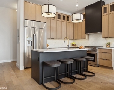1615 W Irving Park Road - Photo Thumbnail 2
