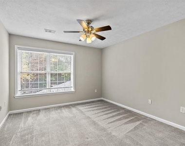 2680 Pine Tree Road Ne - Photo Thumbnail 27