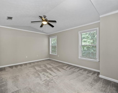 2680 Pine Tree Road Ne - Photo Thumbnail 19