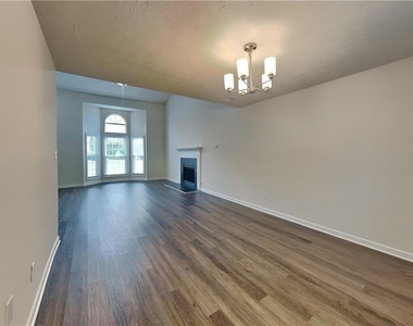 4740 Minden Chase - Photo Thumbnail 5