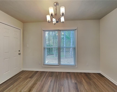 4740 Minden Chase - Photo Thumbnail 3