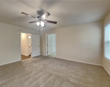 4740 Minden Chase - Photo Thumbnail 7