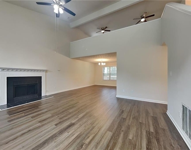 4740 Minden Chase - Photo Thumbnail 2