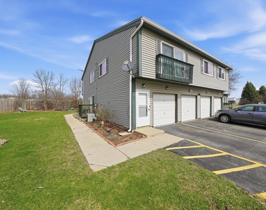 238 Algonquin Court - Photo Thumbnail 17