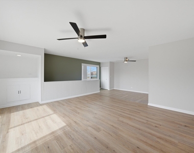 238 Algonquin Court - Photo Thumbnail 3