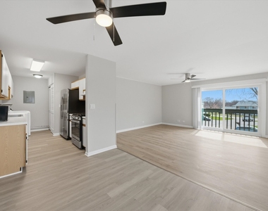 238 Algonquin Court - Photo Thumbnail 5