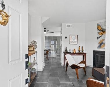 3831 Landmark Drive - Photo Thumbnail 1