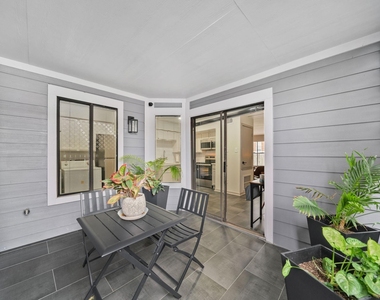 3831 Landmark Drive - Photo Thumbnail 12