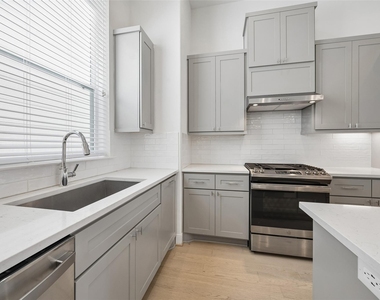4621 Maxie Street - Photo Thumbnail 21