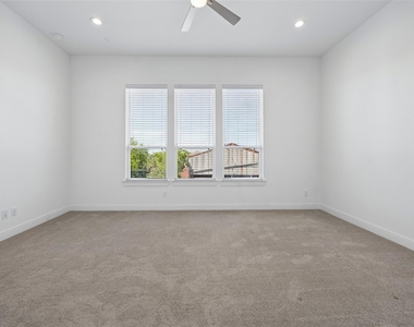 4621 Maxie Street - Photo Thumbnail 27