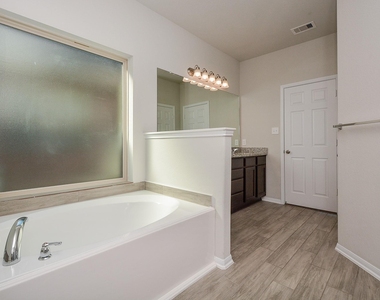 14615 Sycamore Side Way - Photo Thumbnail 19