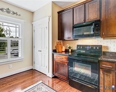 13954 Stanley Park Drive - Photo Thumbnail 5