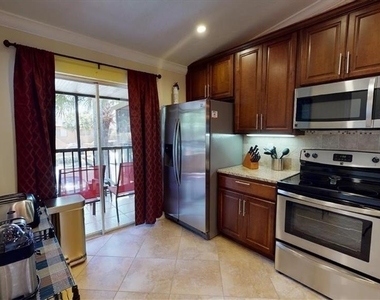4180 Looking Glass Lane - Photo Thumbnail 5
