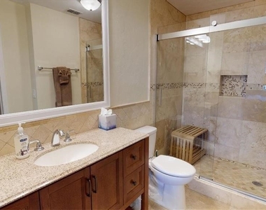 4180 Looking Glass Lane - Photo Thumbnail 11
